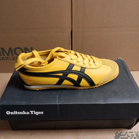 BOXED PAIR OF ONITSUKA TIGER MEXICO 66 TRAINERS - 3