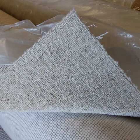 Lot 1017 ROLL OF QUALITY FRONTIER MARBLE SANDBAR CARPET // SIZE: APPROX 1.3 X 4m