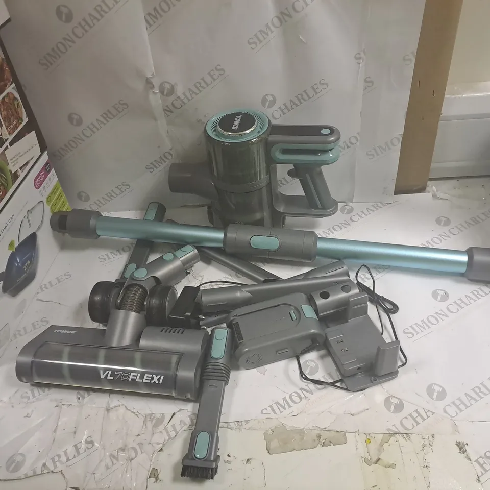 BOXED TOWER VL70FLEXI CORDLESS VACUUM CLEANER 