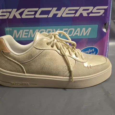 BOXED SKECHERS AIR-COOLED TRAINERS IN GOLD - UK 5.5