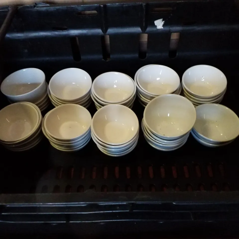 CRATE CONTAINING APPROXIMATELY 47 CERAMIC BOWLS