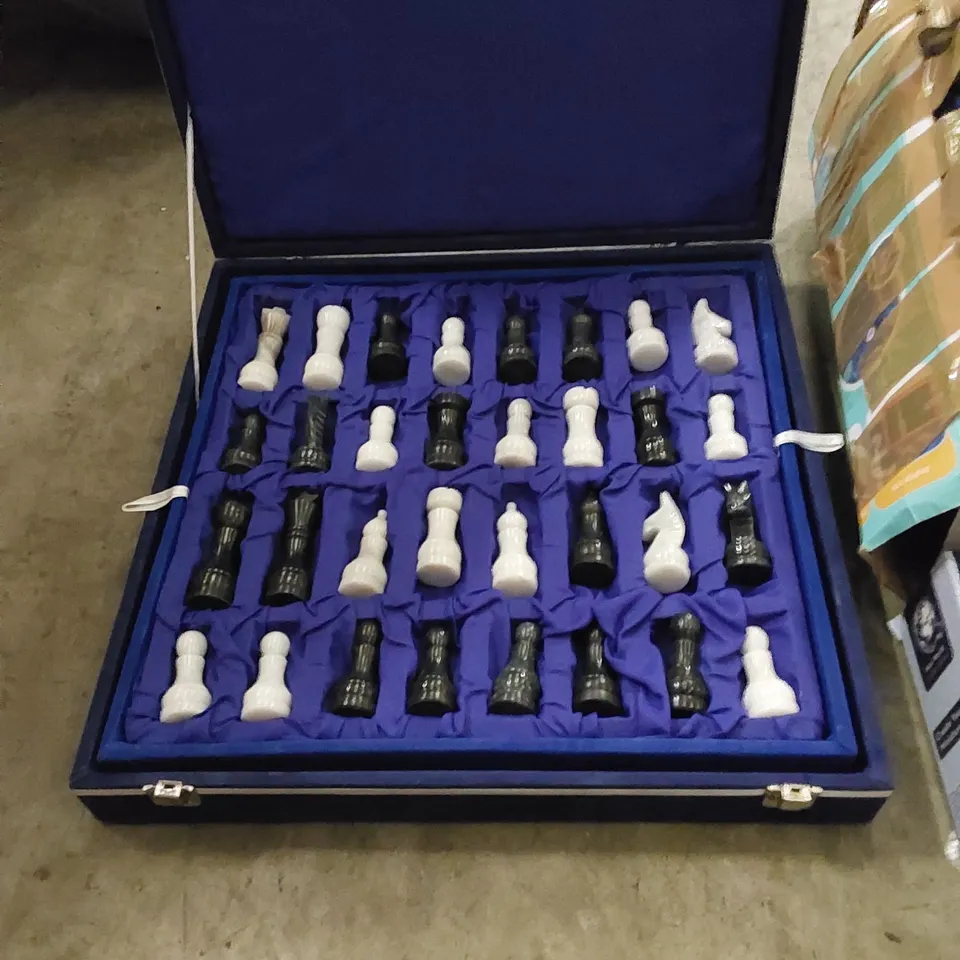 PALLET TO CONTAIN ASSORTED HOUSEHOLD ITEMS AND CONSUMER PRODUCTS. INCLUDING CHESS SET WITH CARRY CASE, TOYS, BOXED FURNITURE ETC