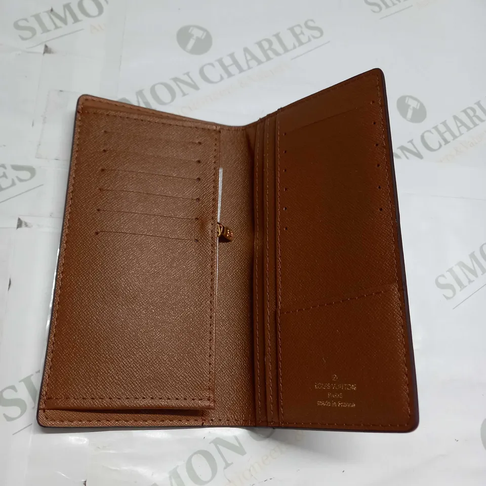 BOXED LOUIS VUITTON PURSE