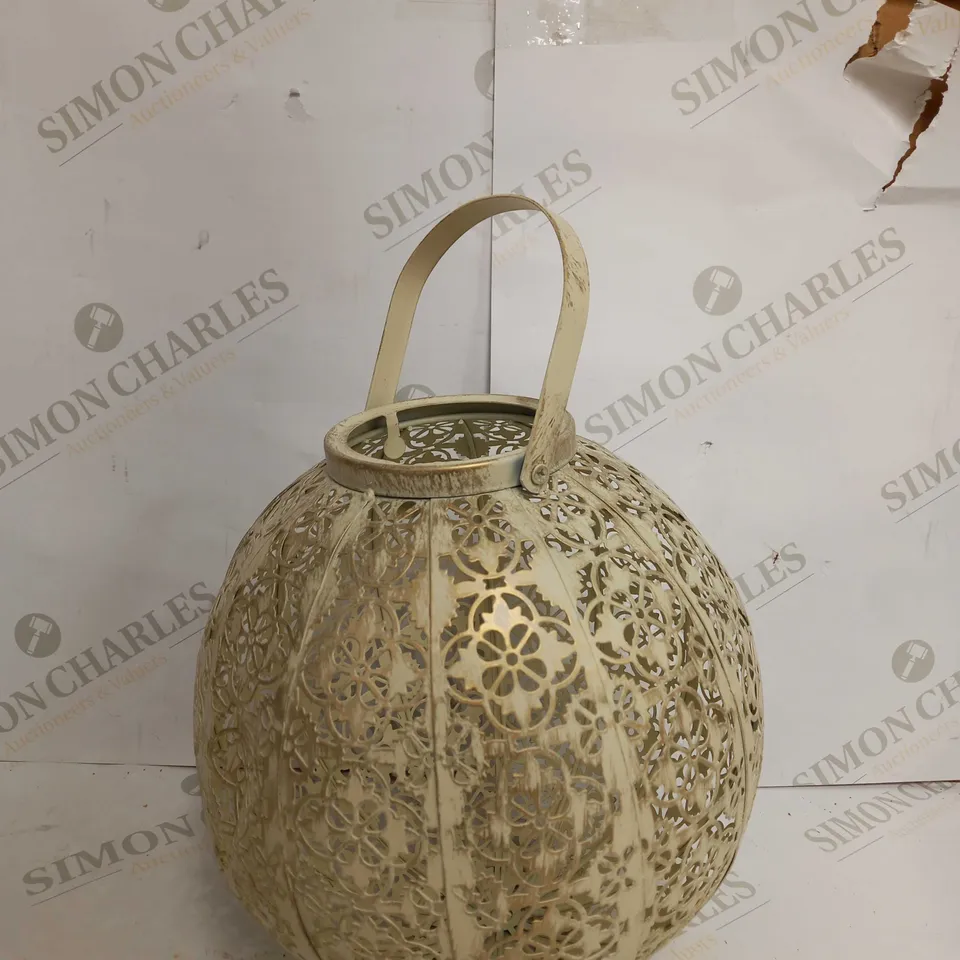 DAMAQUE SOLAR LANTERN 