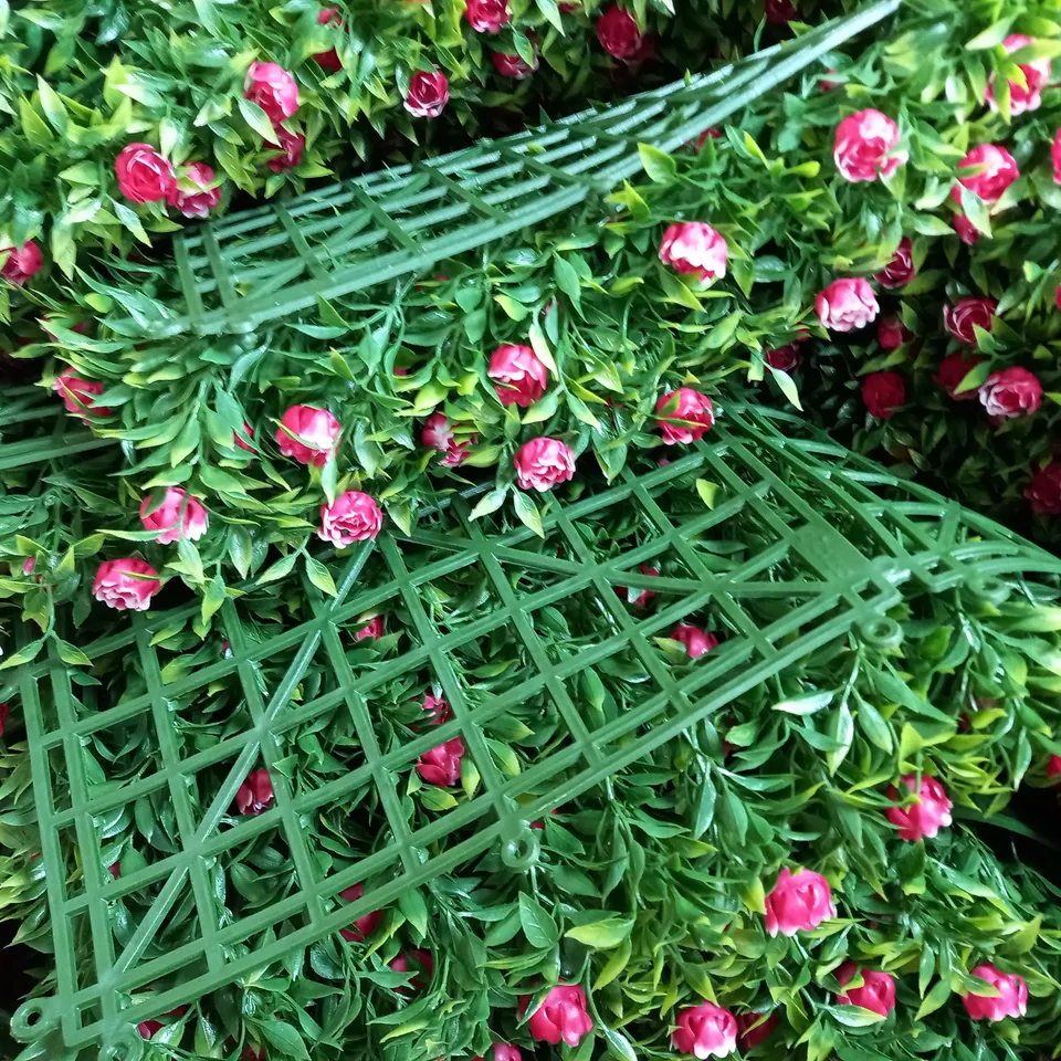 BOXED FLORAL WALL HANGING PLANT  