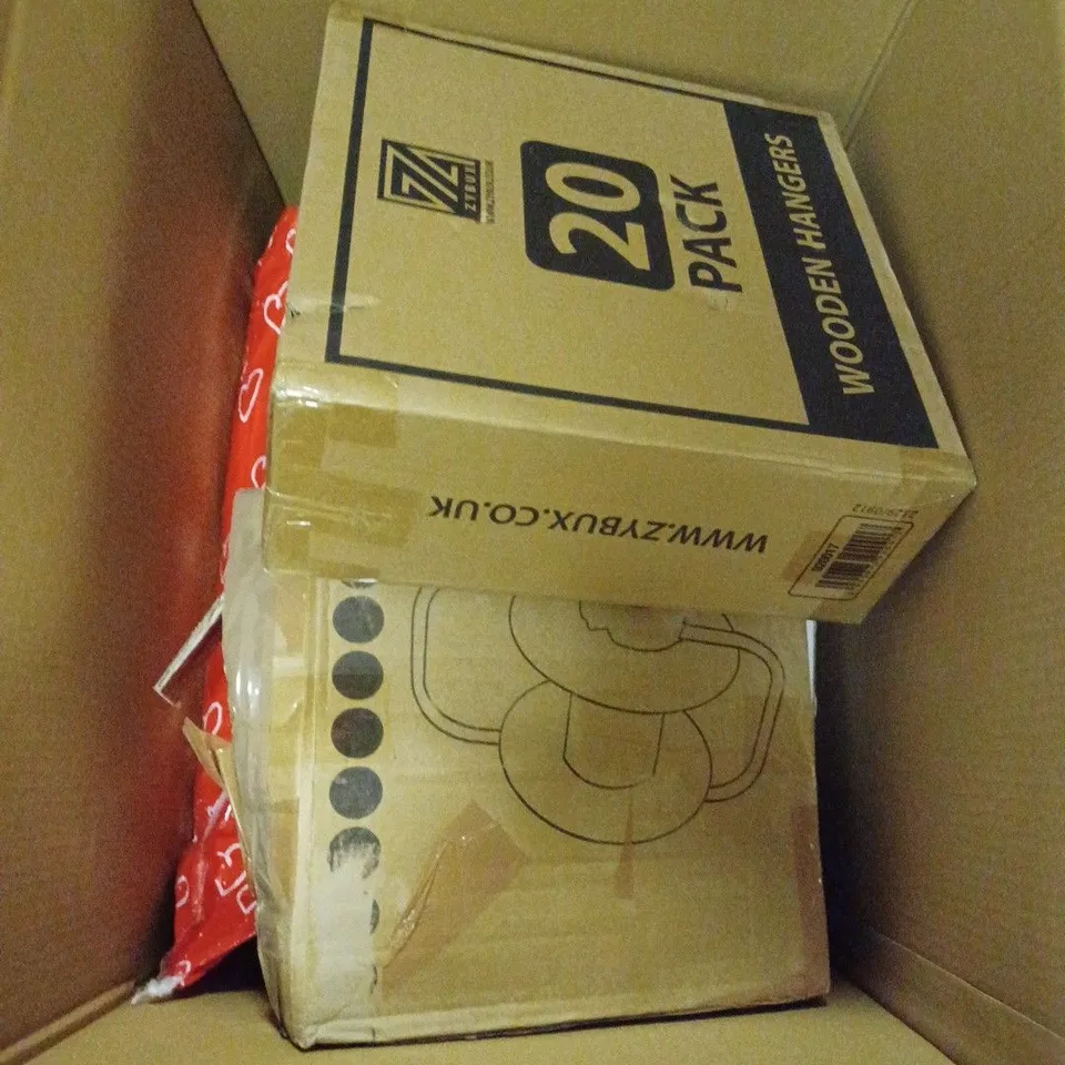 BOX TO CONTAIN 7 X HOUSEHOLD PRODUCTS, INCLUDES RUG, DISH DRAINER, WALL CLOCK, COAT HANGER SET, CUPS & PLATES ETC 