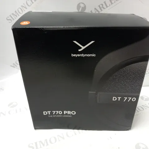 BOXED BEYERDYNAMIC DT 770 PRO