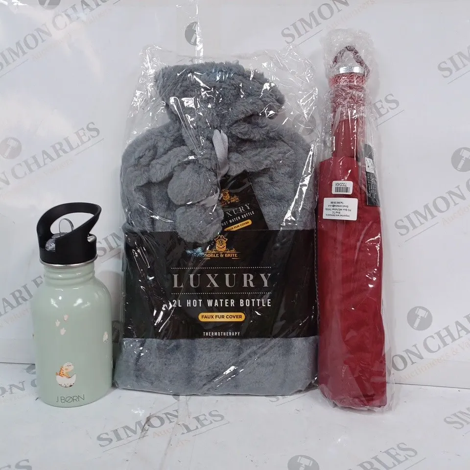BOX OF APPROXIMATELY 20 ASSORTED HOUSEHOLD ITEMS TO INCLUDE UMBRELLA IN RED, LUXURY HOT WATER BOTTLE, J BORN DINOSAUR WATER BOTTLE, ETC