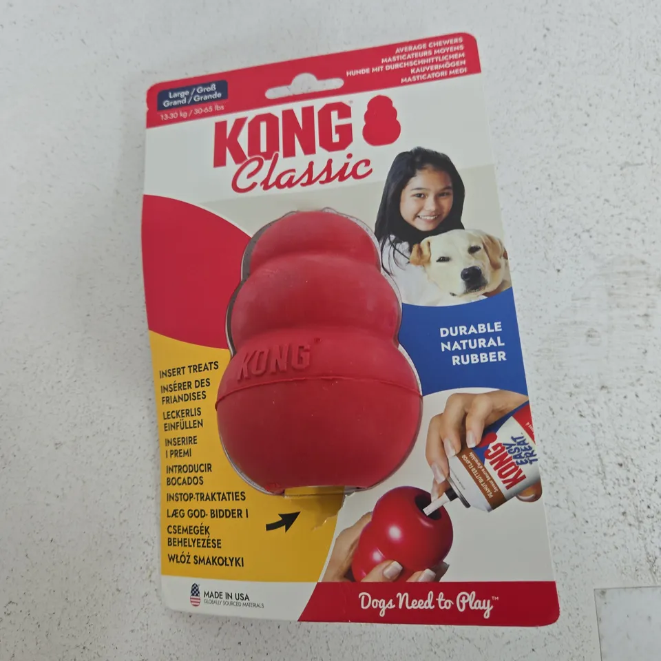 KONG CLASSIC RED RUBBER DOG TOY