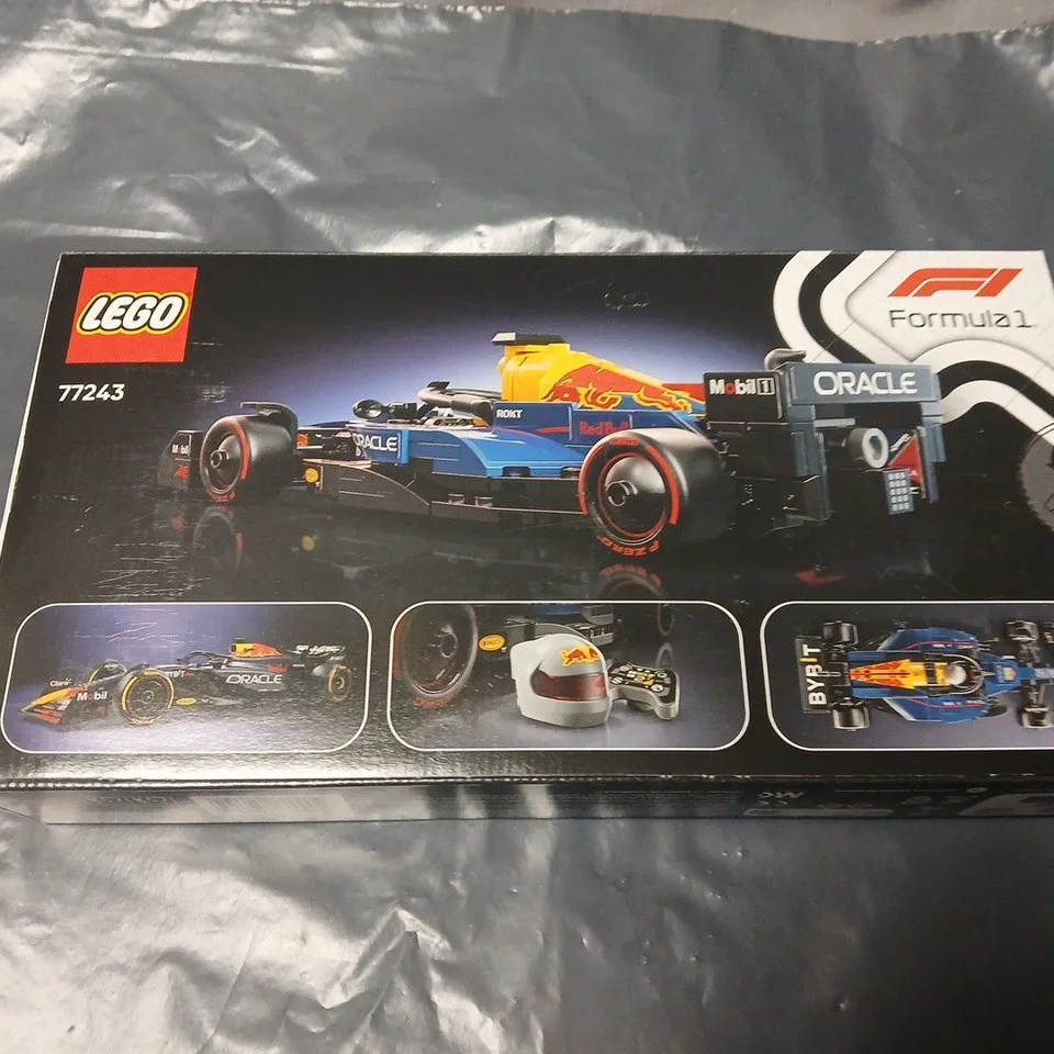 LEGO SPEED CHAMPIONS FORMULA 1 CAR SET 77243 – 251 PIECES