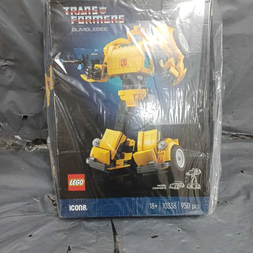 BOXED LEGO TRANSFORMERS BUMBLEBEE SET - 10338 RRP £79.99