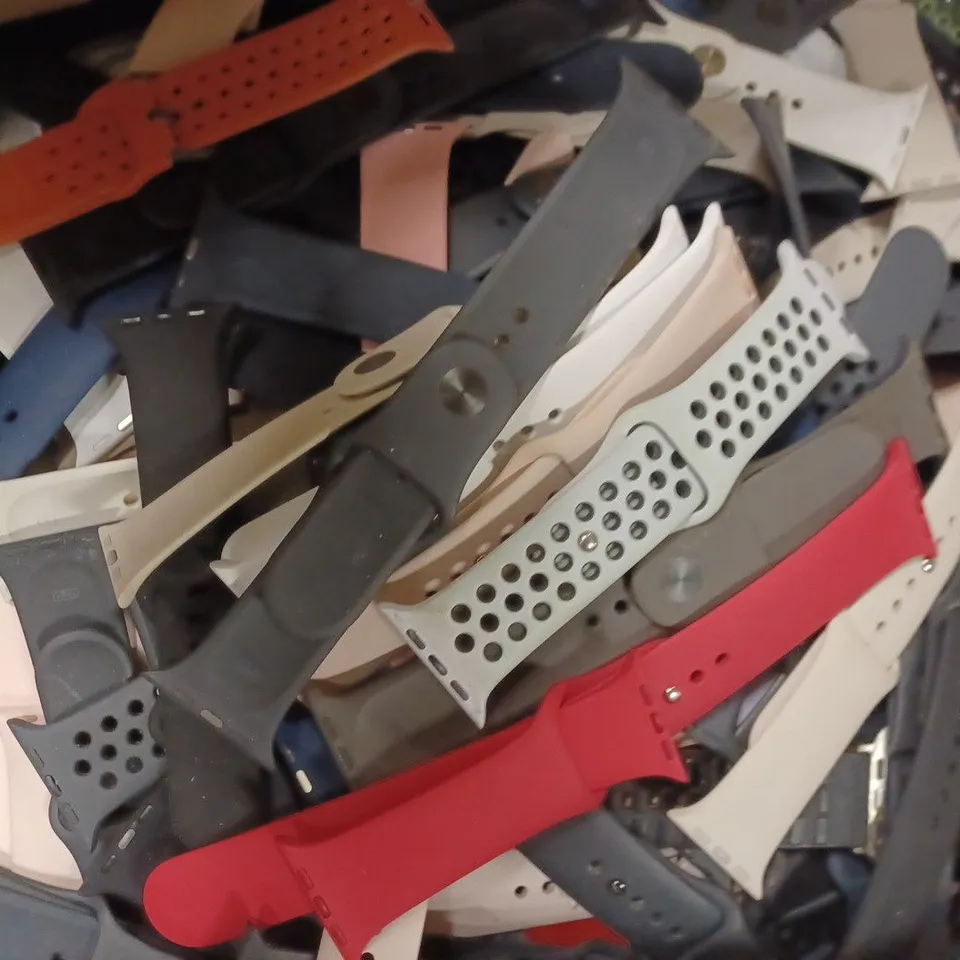BOX OF A LARGE QUANTITY OF ASSORTED LOOSE WATCH STRAPS	