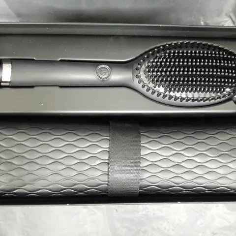 GHD GLIDE GIFT SET - HOT BRUSH