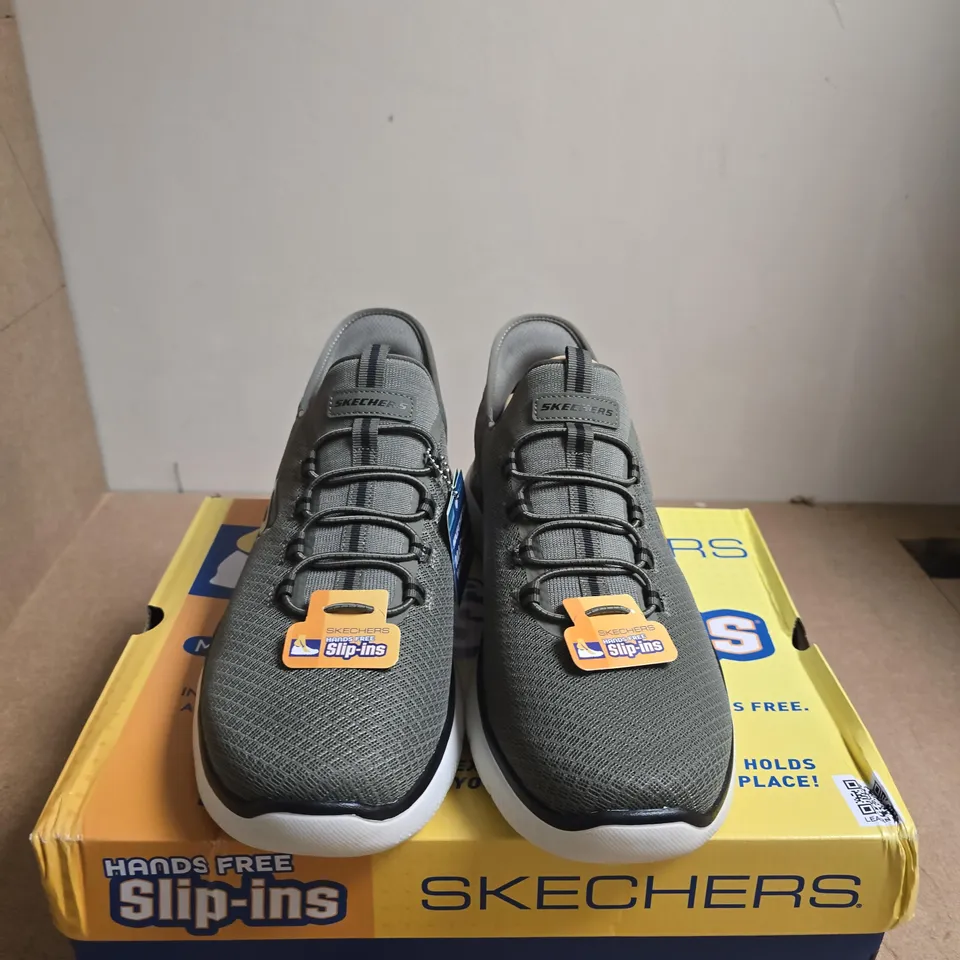 BOXED PAIR OF SKECHERS MEN'S SLIP-INS MEMORY FOAM SLIP-ON SNEAKERS – GREY, UK 11