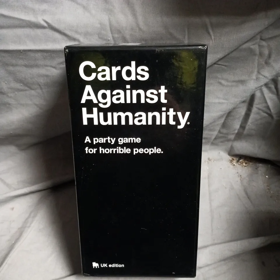 CARDS AGAINST HUMANITY UK EDITION – PARTY CARD GAME (BOXED)