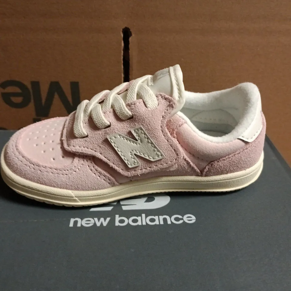 NEW BALANCE KIDS' TRAINERS IN PINK - UK 24