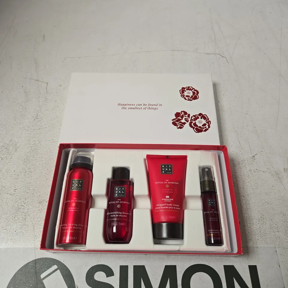 RITUALS THE RITUAL OF AYURVEDA GIFT SET – 4‑PIECE