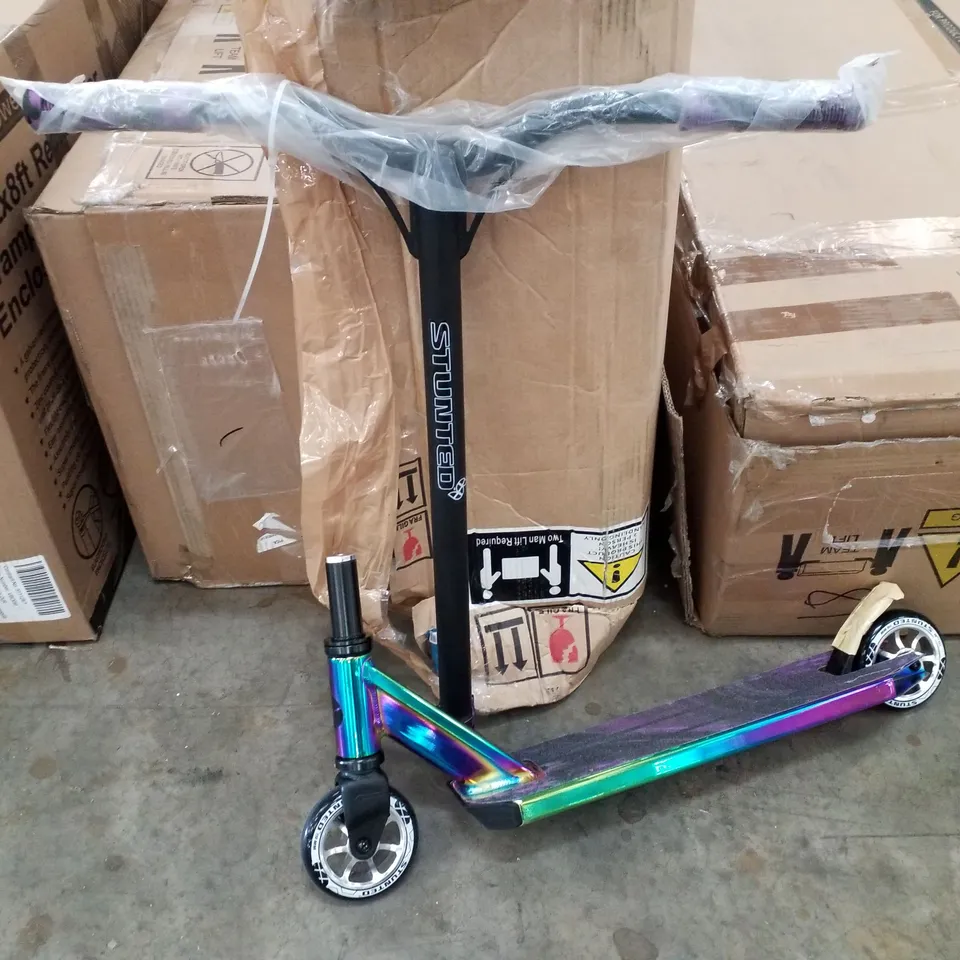 BOXED STUNTED NEO-MORPH STUNT SCOOTER RRP £110