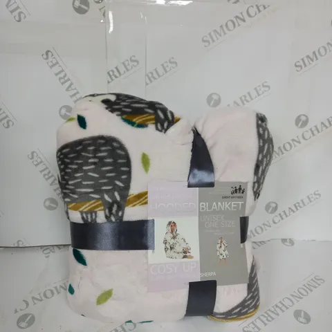 SHERPA HOODIE HOODED BLANKET 