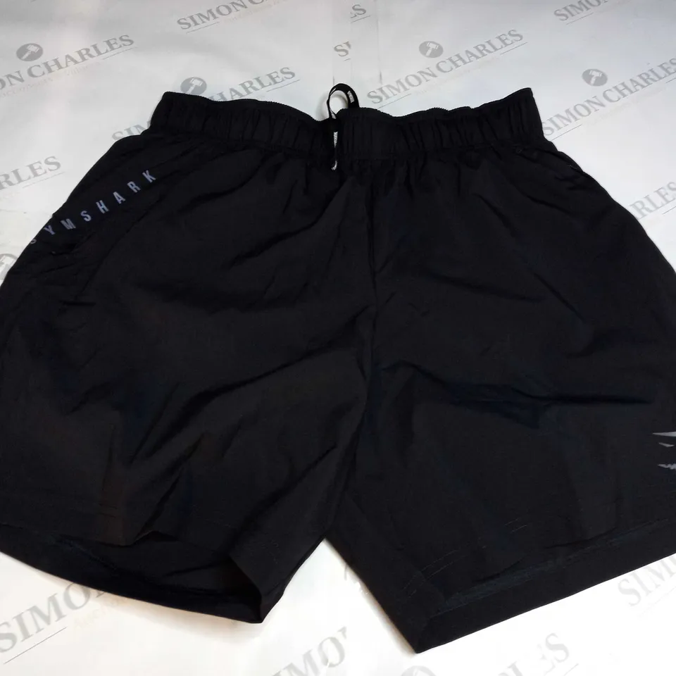 GYMSHARK TRACKSUIT SHORTS IN BLACK - MEDIUM