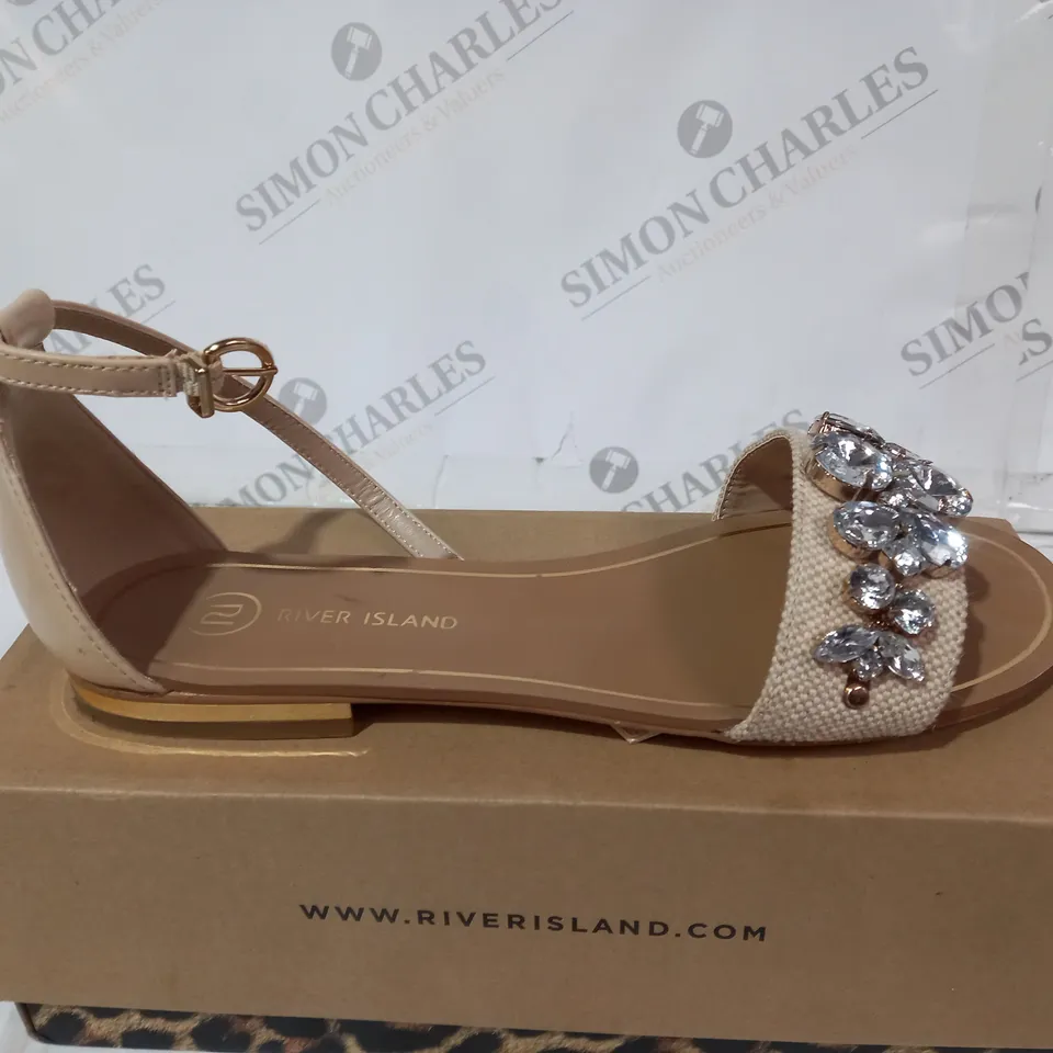 RIVER ISLAND BROWN LIGHT DIAMOND STUDDED SANDLES SIZE 7