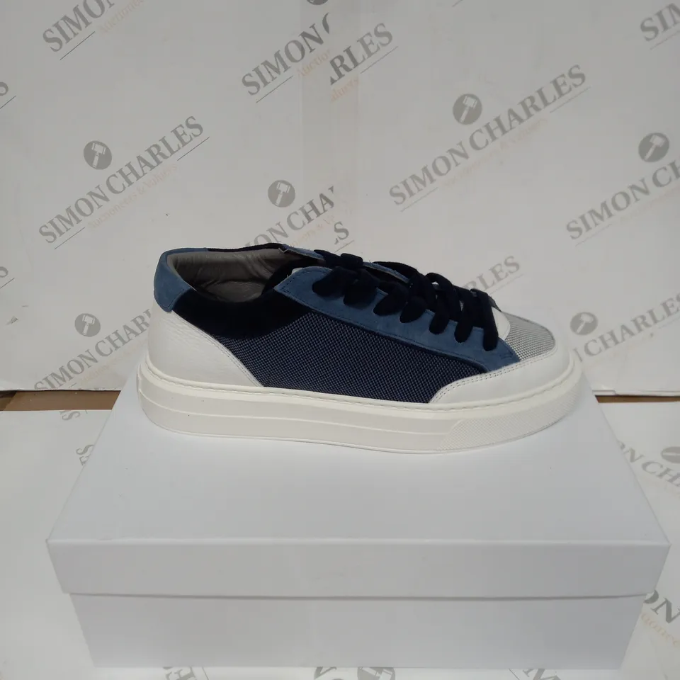 BOXED PAIR OF CLEENS LUXOR SHOE'S - MIDNIGHT, SIZE 10