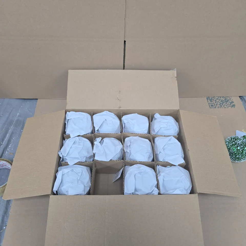 BOX OF 12 GISELA GRAHAM GREEN AND WHITE HANGING DECORATIONS 