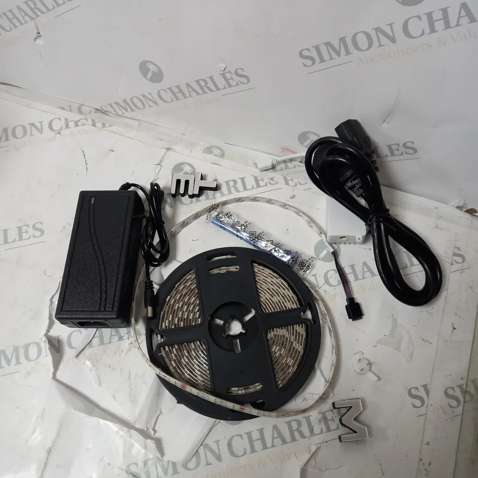 LED LIGHT STRIP 12V 