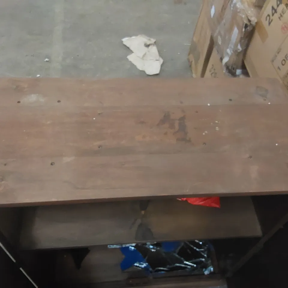 DESIGNER WOODEN 2 DOOR SIDEBOARD - DAMAGED 