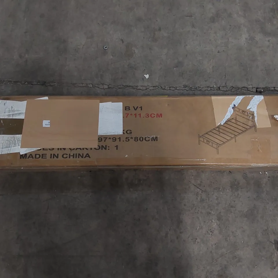 BOXED SINGLE BEDFRAME WITHMETAL SLATTED HEADBOARD (1 BOX)