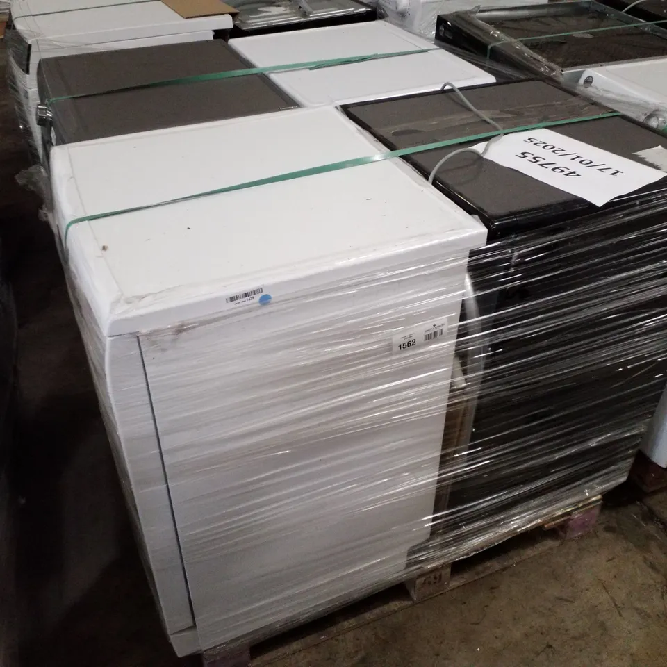 PALLET OF APPROXIMATELY 4 UNPROCESSED RAW RETURN WHITE GOODS TO INCLUDE