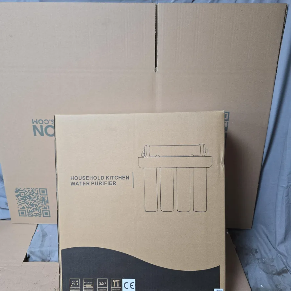 BOX OF FOUR METAL HOUSEHOLD KITCHEN WATER PURIFIERS (BOXED)