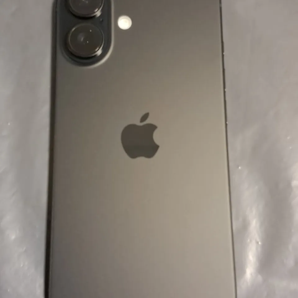 BOXED APPLE IPHONE 16 512GB IN BLACK 