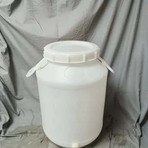 PLASTIC WATER STORAGE CONTAINER WITH TAP – WHITE, SCREW-CAP LID