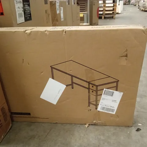 BOXED COMPUTER DESK (1 BOX)