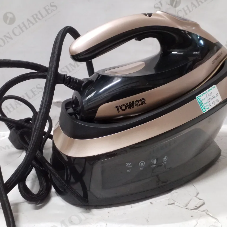 BOXED TOWER CERAGLIDE DIGITAL STEAM GENERATOR IRON
