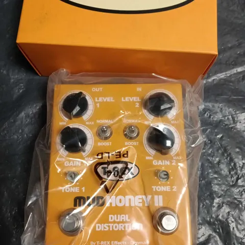 T-REX MUD HONEY II DUAL DISTORTION GUITAR EFFECTS PEDAL