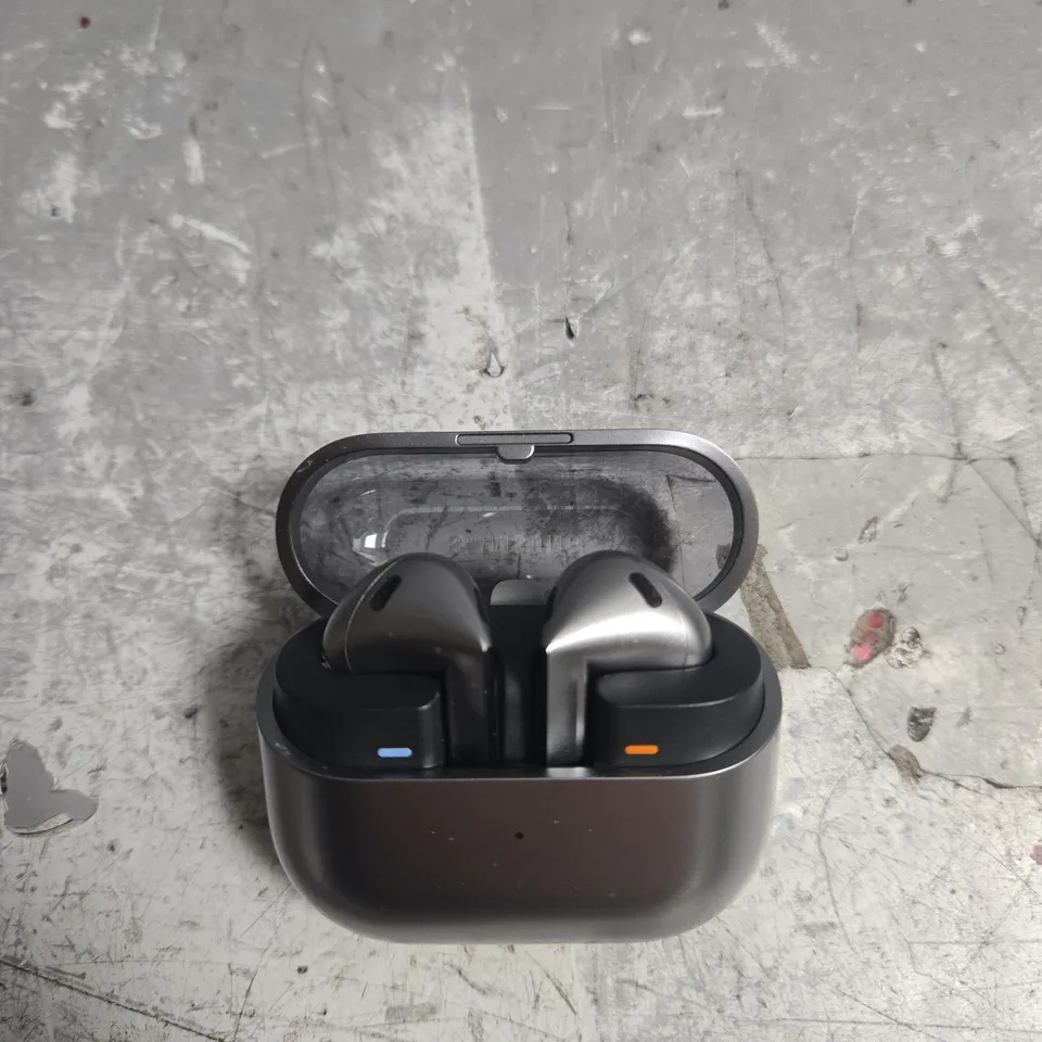 SAMSUNG GALAXY BUDS3