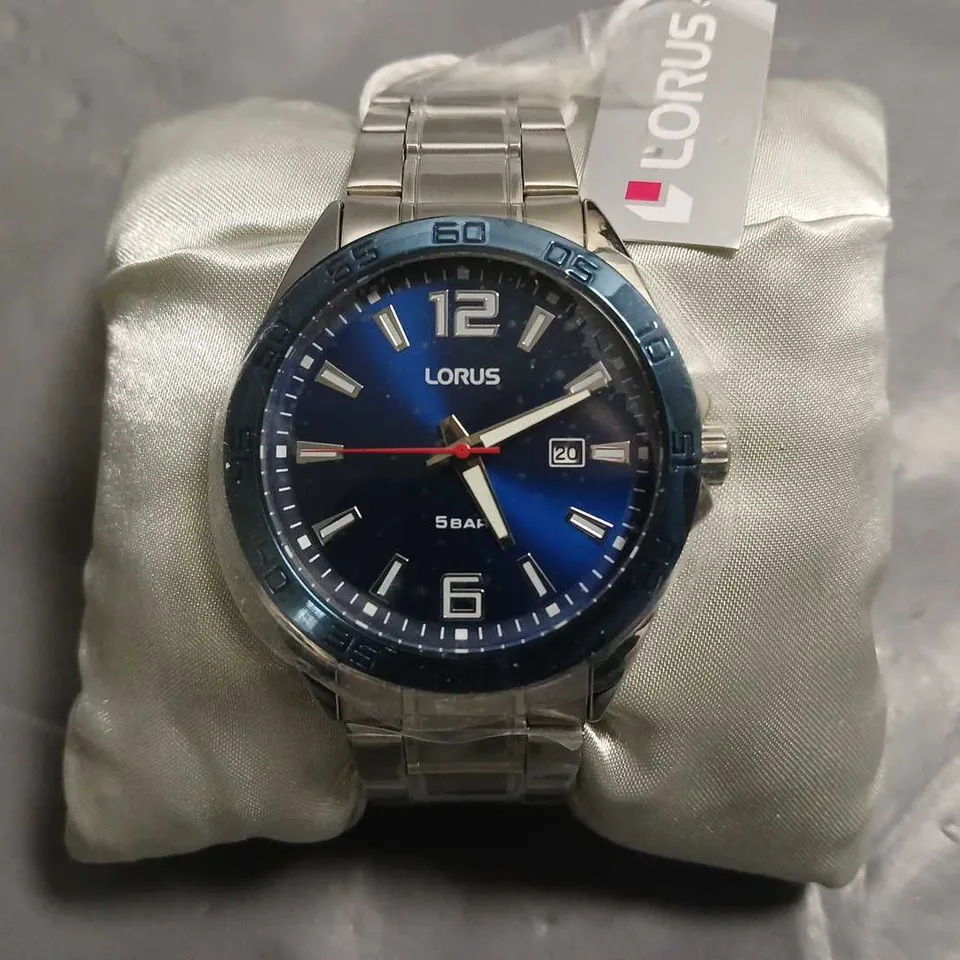 LORUS BLUE FACED GENTS WATCH 