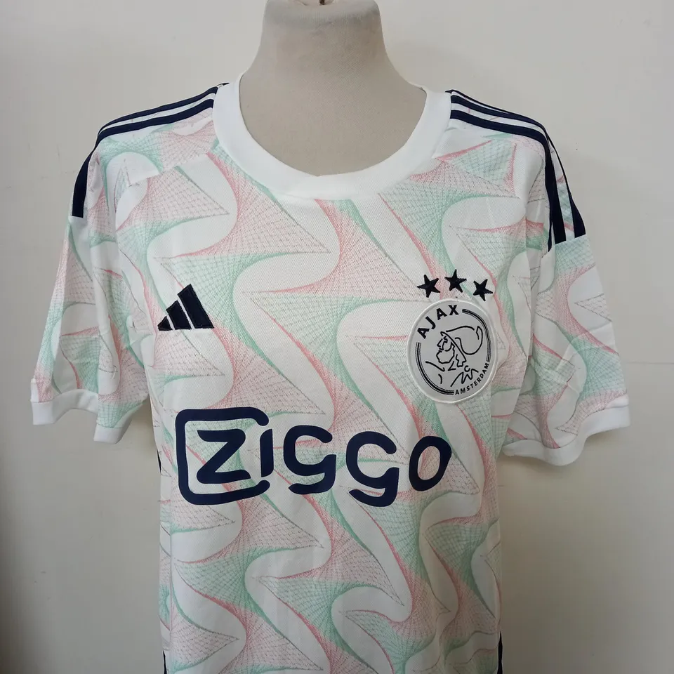 AJAX FC AWAY SHIRT SIZE M
