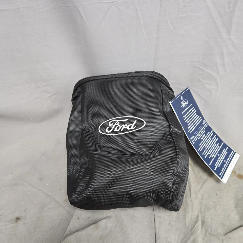 FORD CAR CLEANING KIT IN BAG