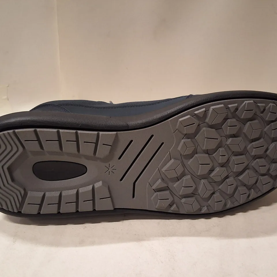 TROPICFEEL MEN’S SHOES – NAVY, UK 11 (EU 46)