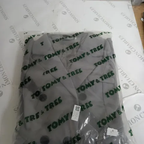 BAGGED TOMY & TREE FLEX SUPPLU 5XL LONG COAT IN GREY 