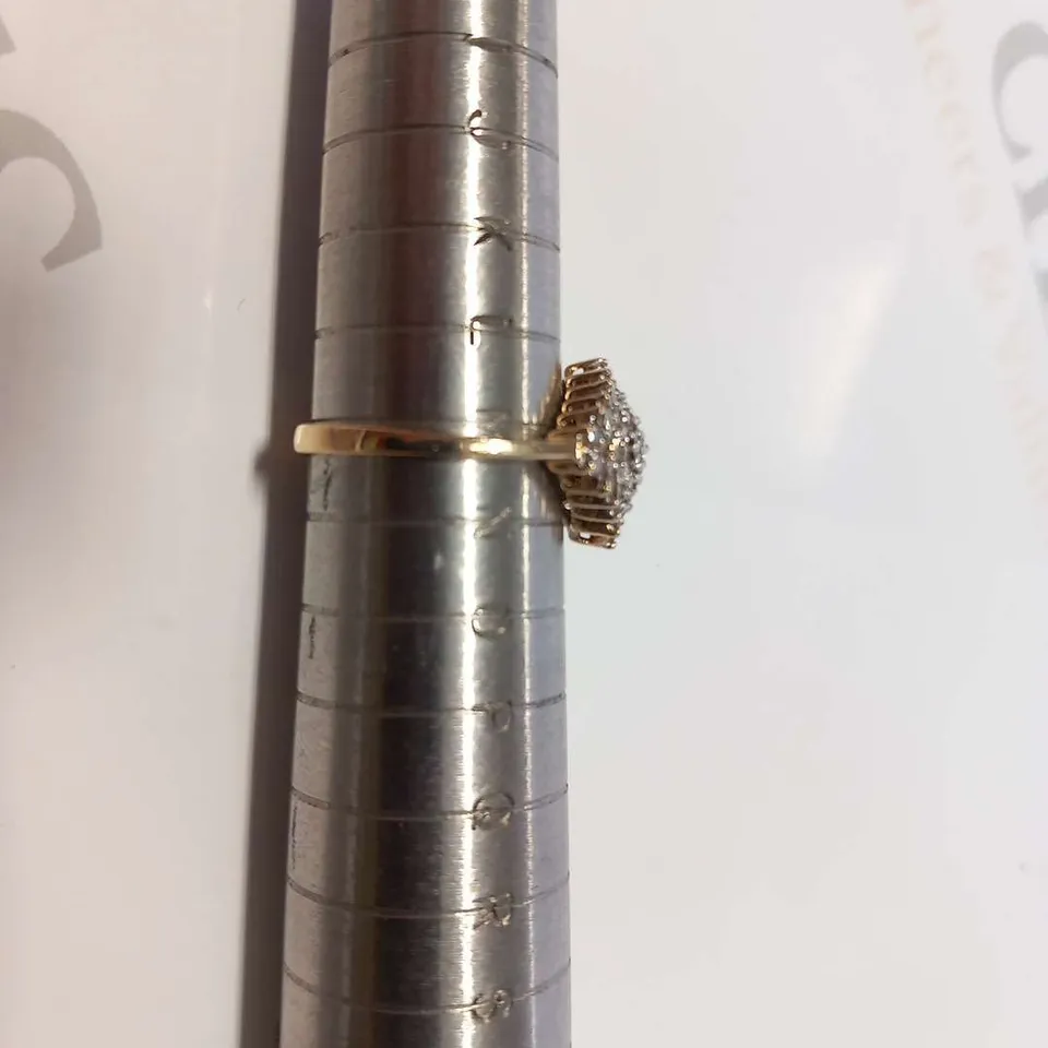 9CT YELLOW GOLD CLUSTER RING SET WITH NATURAL DIAMONDS WEIGHING +0.50CT