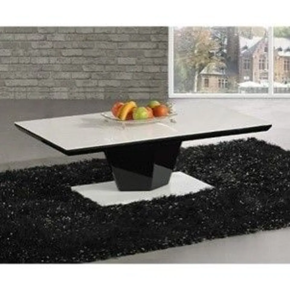 BOXED LEON COFFEE TABLE IN WHITE HIGH GLOSS (3 BOXES)