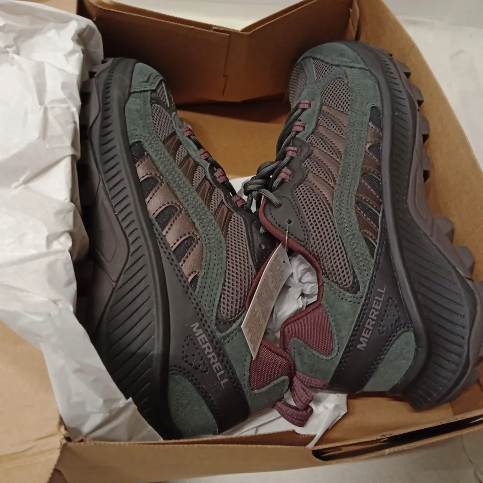BOXED SPEED TREK MENS SHOES – COAL (UK 9.5 / EU 44) (VERIFY MODEL)