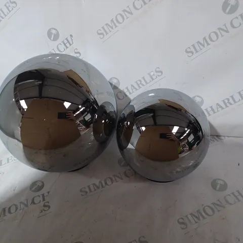 BOXED KELLY HOPPEN SET OF 2 INDOOR OUTDOOR PRELIT GLASS DECOR, REFLECTIVE ORBS