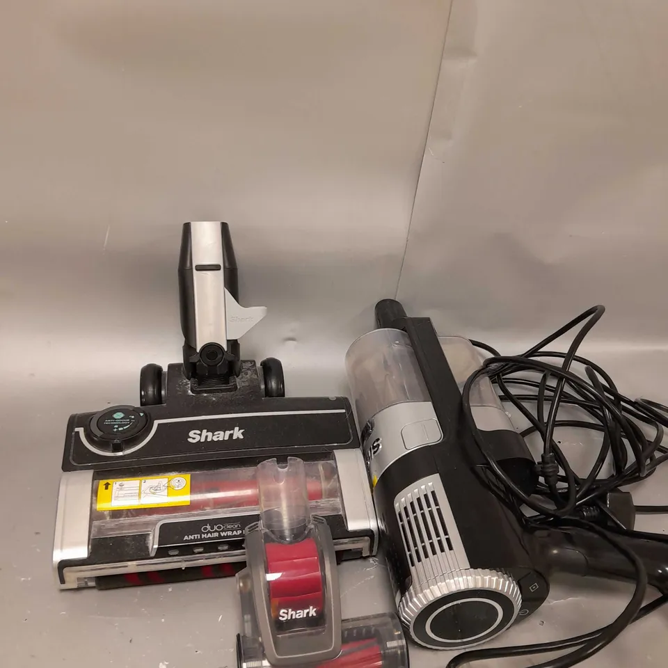 SHARK STRATOS ANTI HAIR WRAP PET PRO VACUUM CLEANER HZ3000UKT