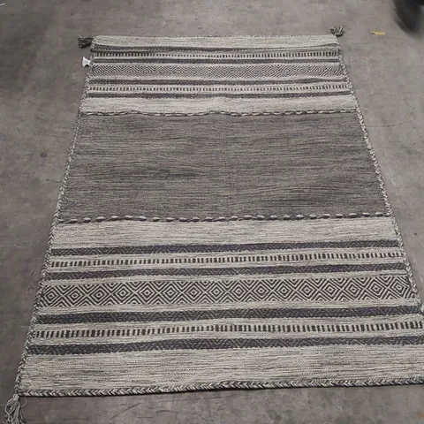 BRAND NEW BAGGED PACO HOME KILIM RUG - 170 x 120cm