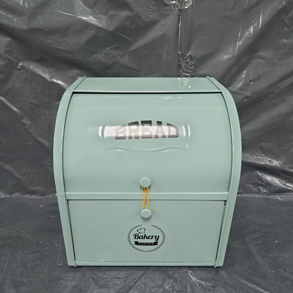 BOXED GREEN CLASSIC BREAD BIN